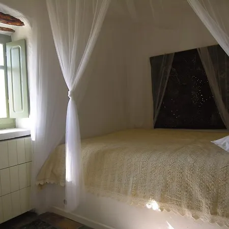 Perivoli House Holiday home
