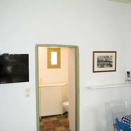 Holiday home Perivoli House